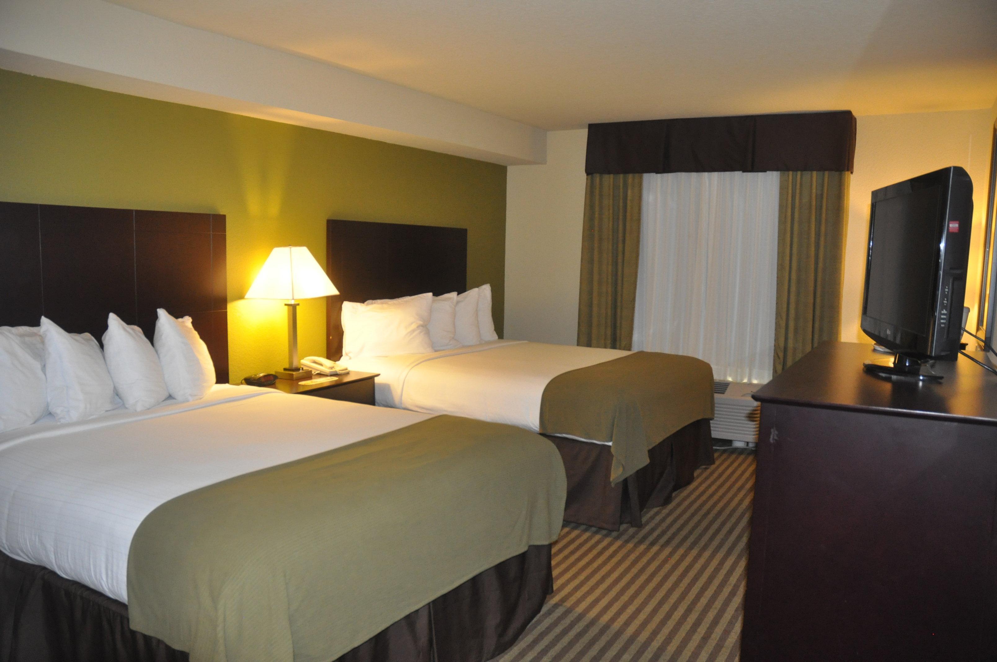Vamo Holiday Inn Express & Suites Sarasota East By Ihg מראה חיצוני תמונה