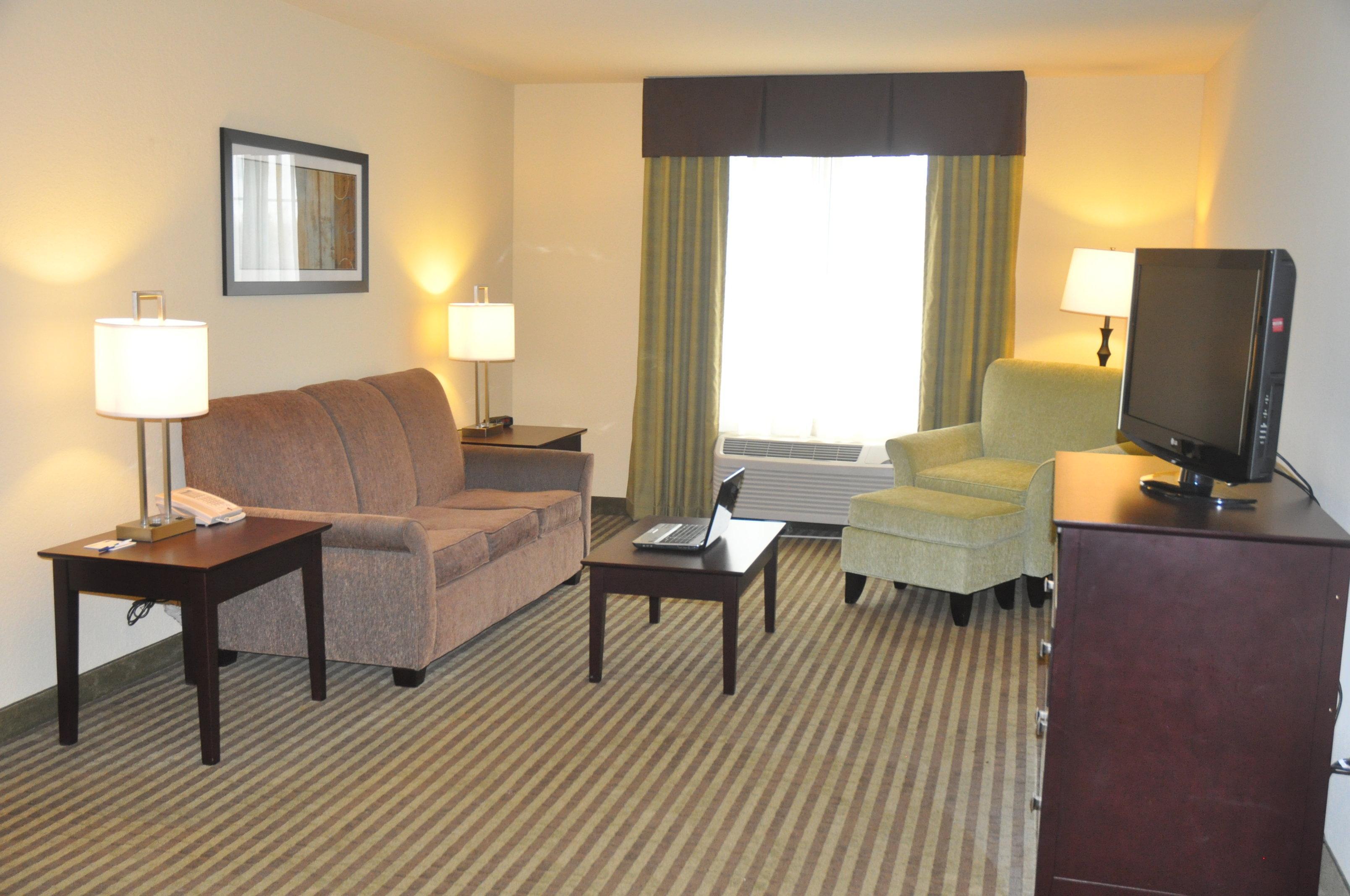 Vamo Holiday Inn Express & Suites Sarasota East By Ihg מראה חיצוני תמונה
