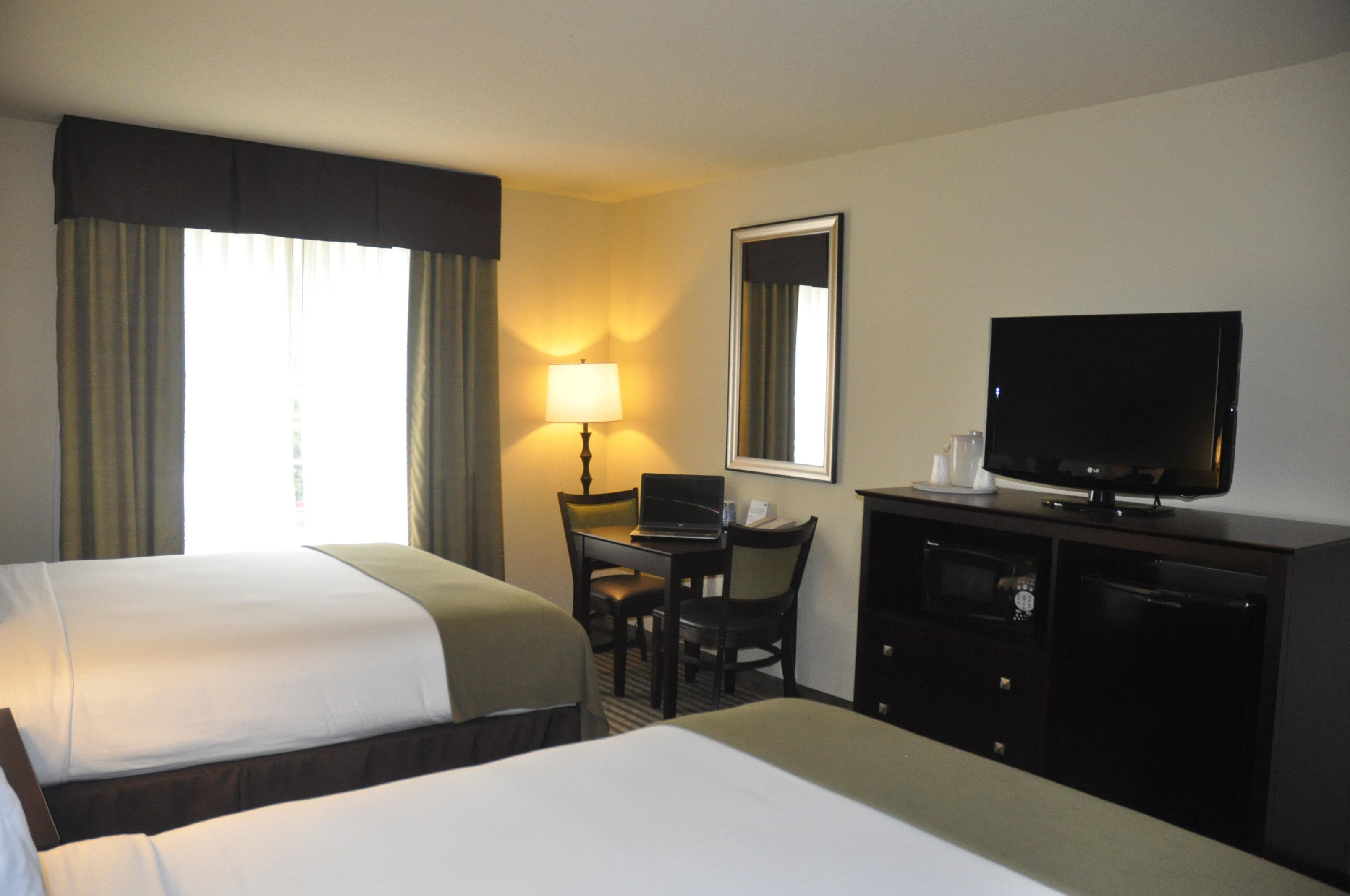 Vamo Holiday Inn Express & Suites Sarasota East By Ihg מראה חיצוני תמונה