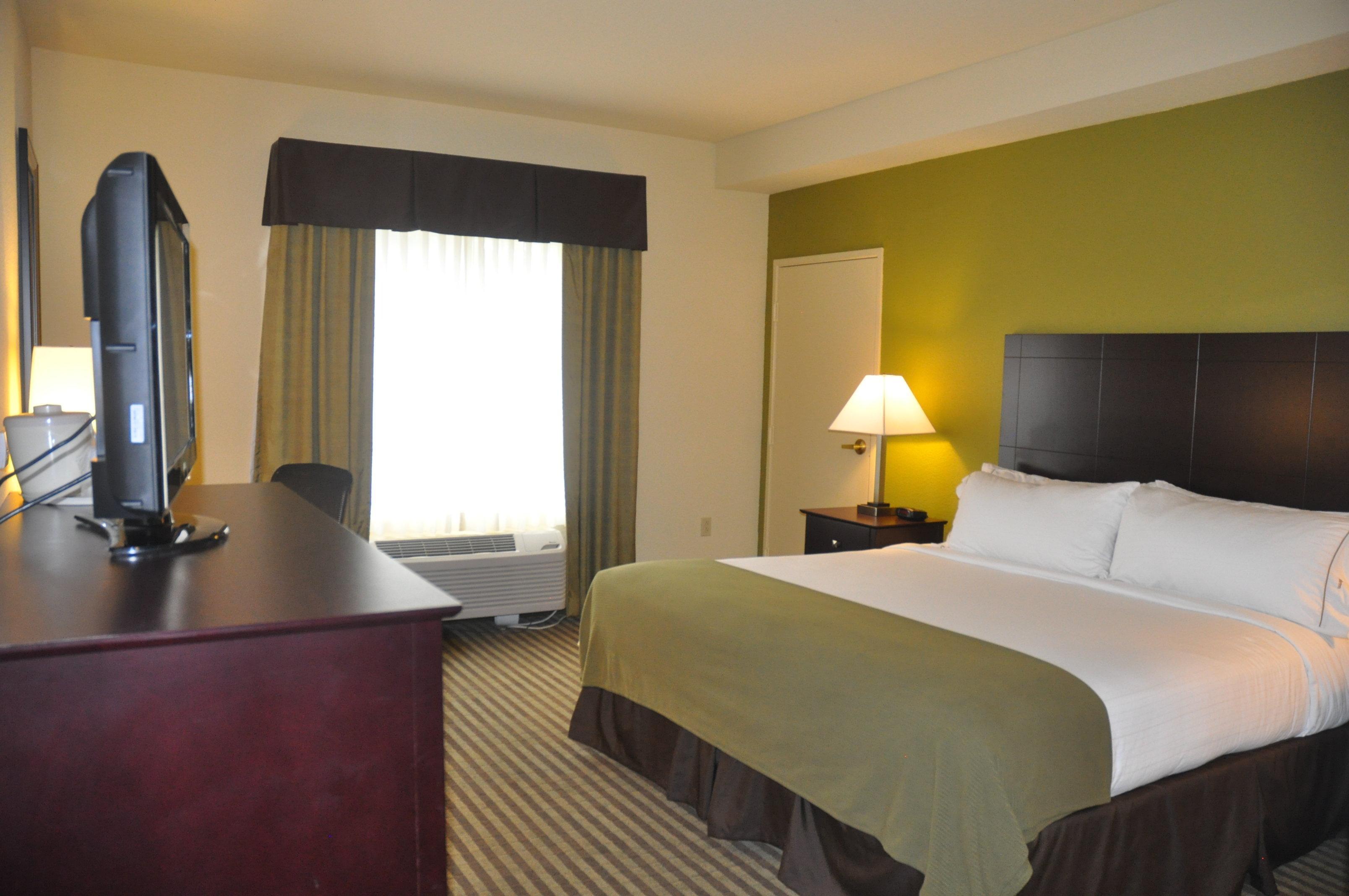 Vamo Holiday Inn Express & Suites Sarasota East By Ihg מראה חיצוני תמונה