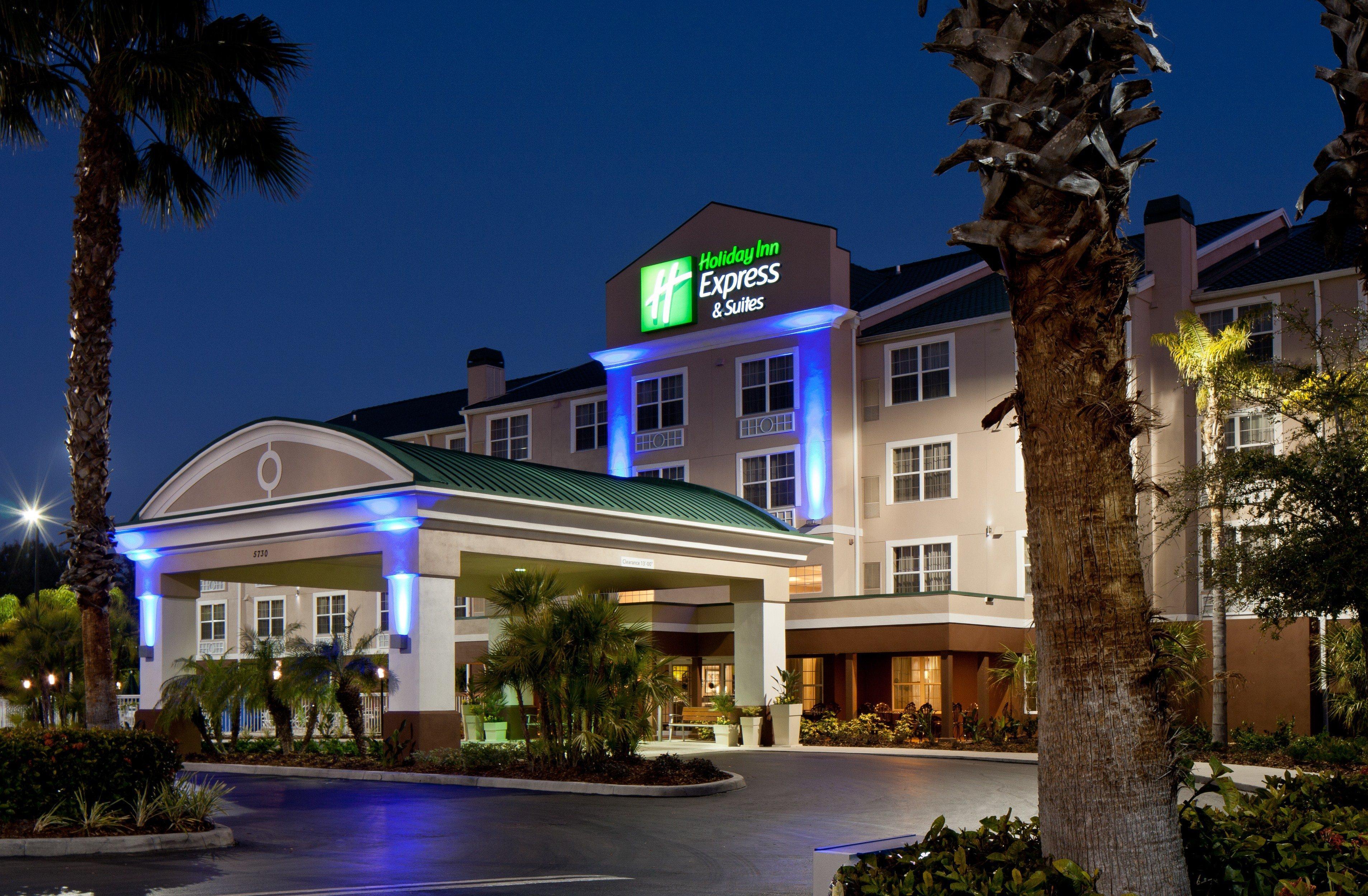 Vamo Holiday Inn Express & Suites Sarasota East By Ihg מראה חיצוני תמונה